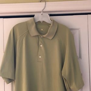 Men’s Adidas XL shirt